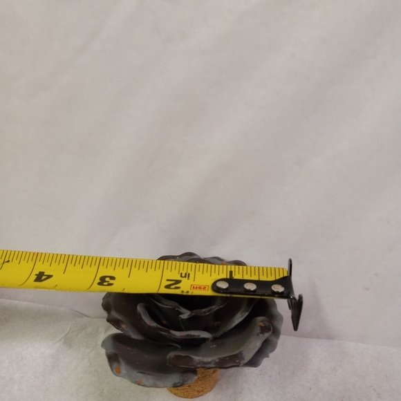 VINTAGE Collectible Gray Speckled Metal Rose Decorative Cork Bottle Stopper - Picture 3 of 6